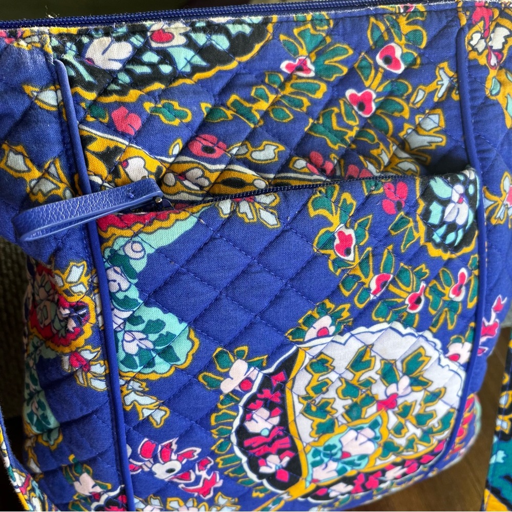 Vera Bradley Iconic Hipster Romantic Paisley Blue Quilted Crossbody Bag EUC - Picture 4 of 11